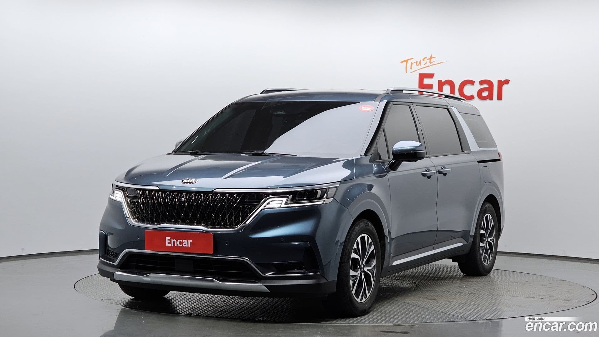Main__Slider__Photo:Canival Kia 2021.0-0