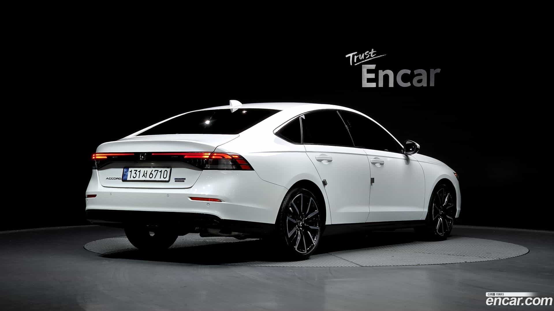 Accord Honda 2023.11-OUTER-002