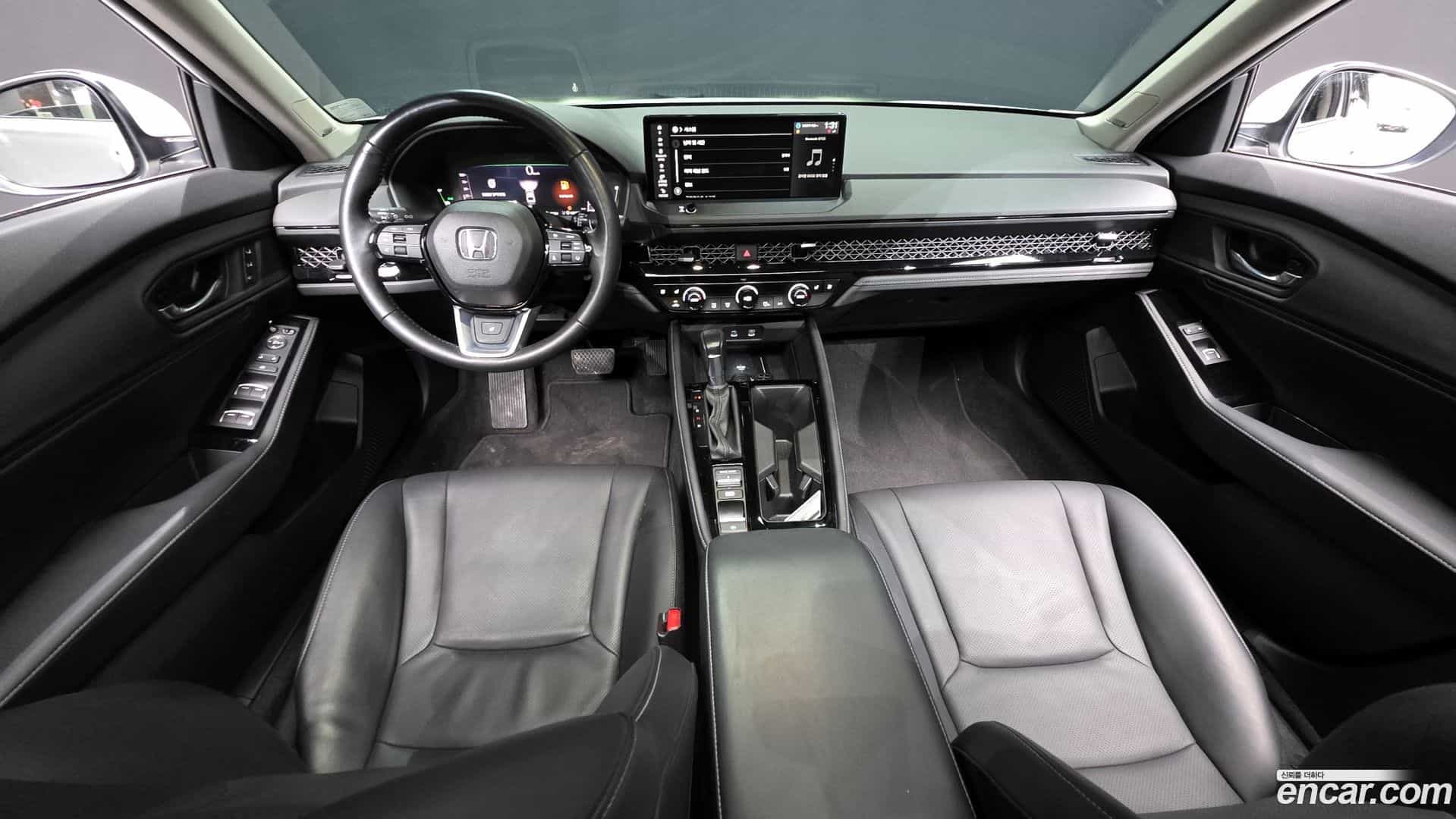 Accord Honda 2023.11-INNER-007