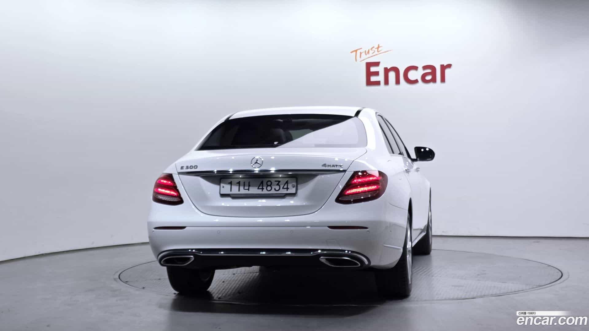 E-Class Mercedes-Benz 2018.11-OUTER-004