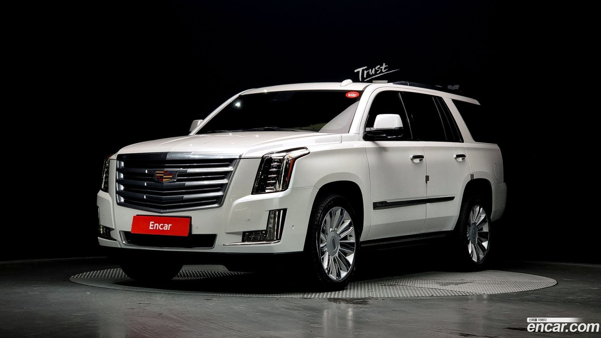 Main__Slider__Photo:Escalade Cadillac 2020.11-0