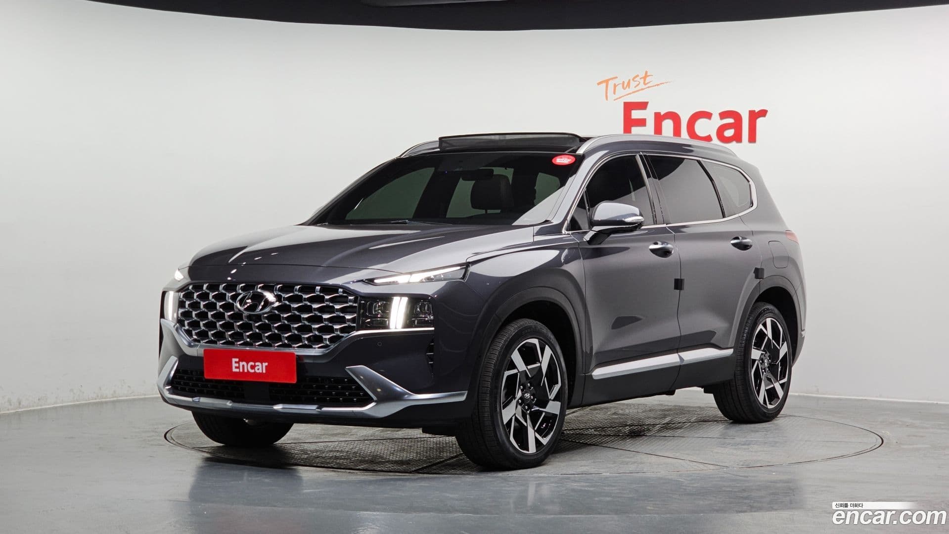 Main__Slider__Photo:Santafe Hyundai 2020.10-0