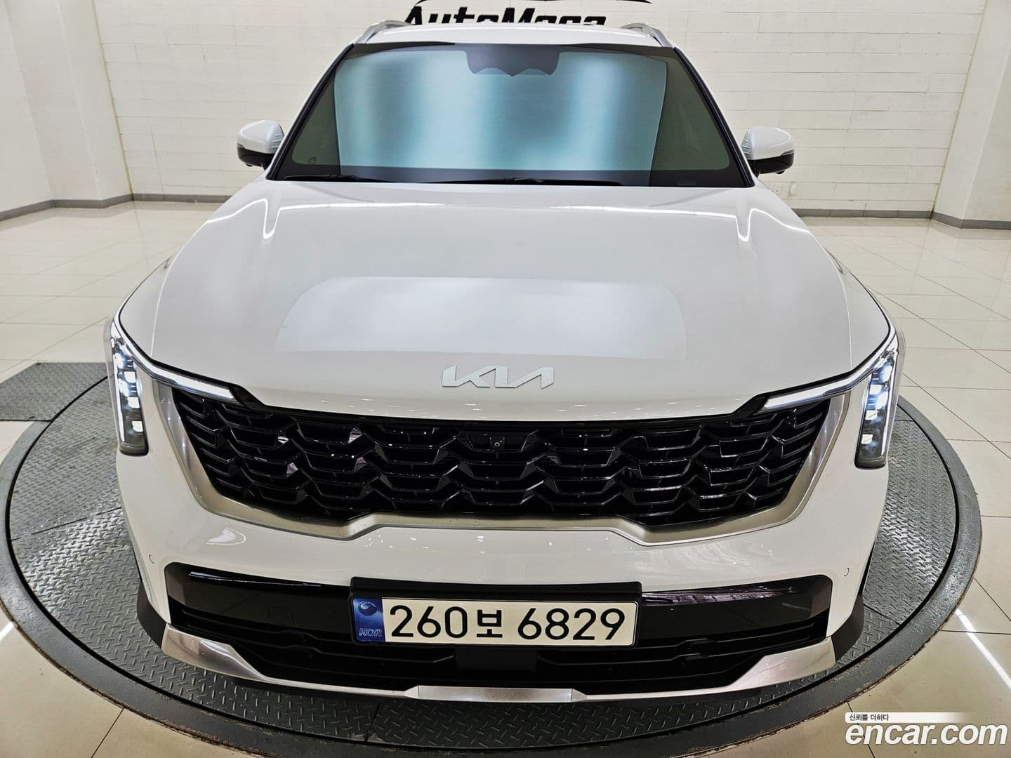 Main__Slider__Photo:Sorento Kia 2024.3-0