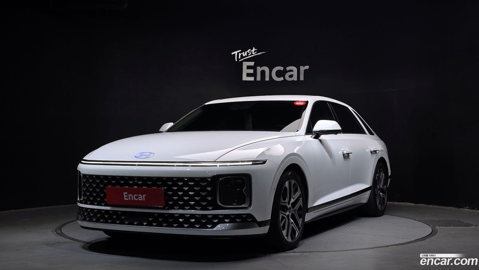 Main__Slider__Photo:Grandeur Hyundai 2023.0-0