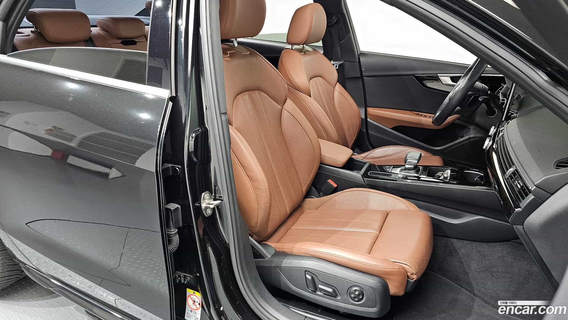 A4 Audi 2021.1-INNER-010