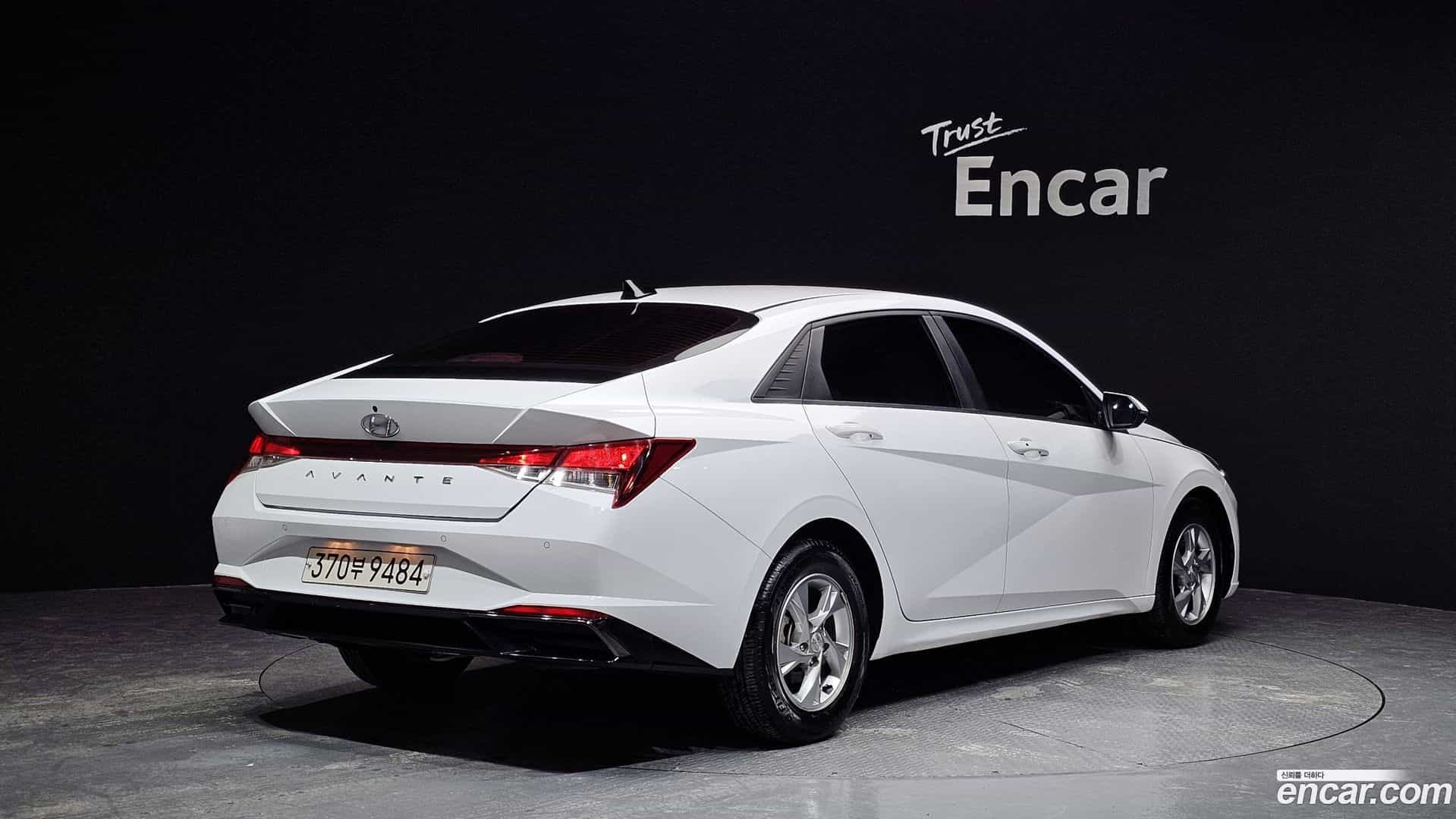 AVANTE Hyundai 2022.0-OUTER-002