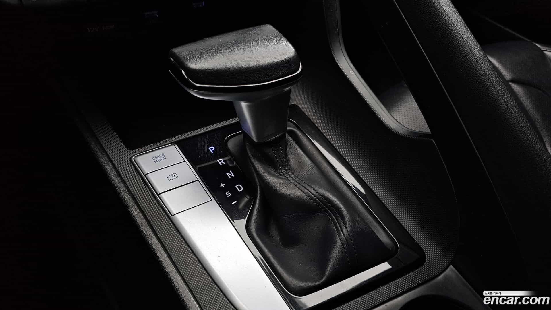 AVANTE Hyundai 2022.0-INNER-009