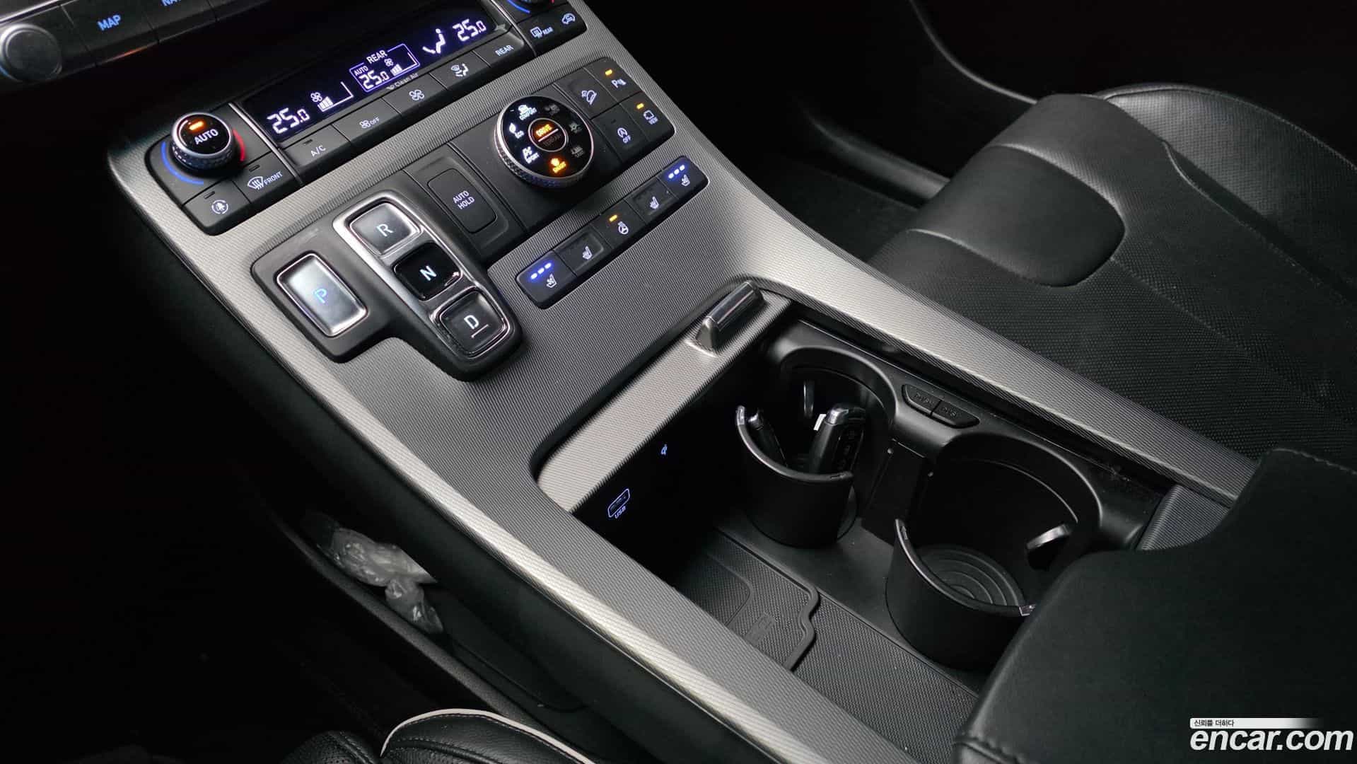 Palisade Hyundai 2021.6-INNER-009