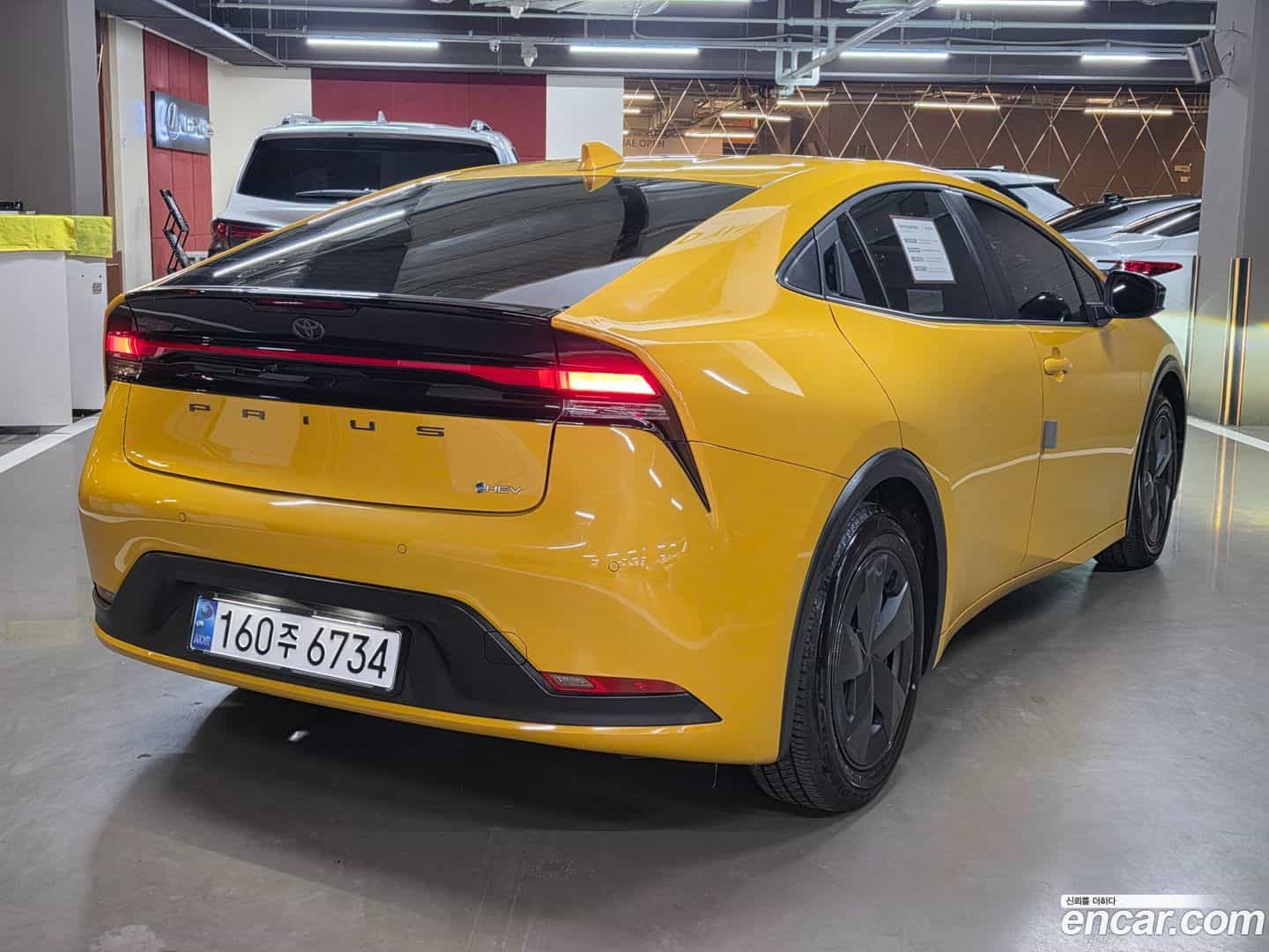 Prius Toyota 2024.8-OUTER-002