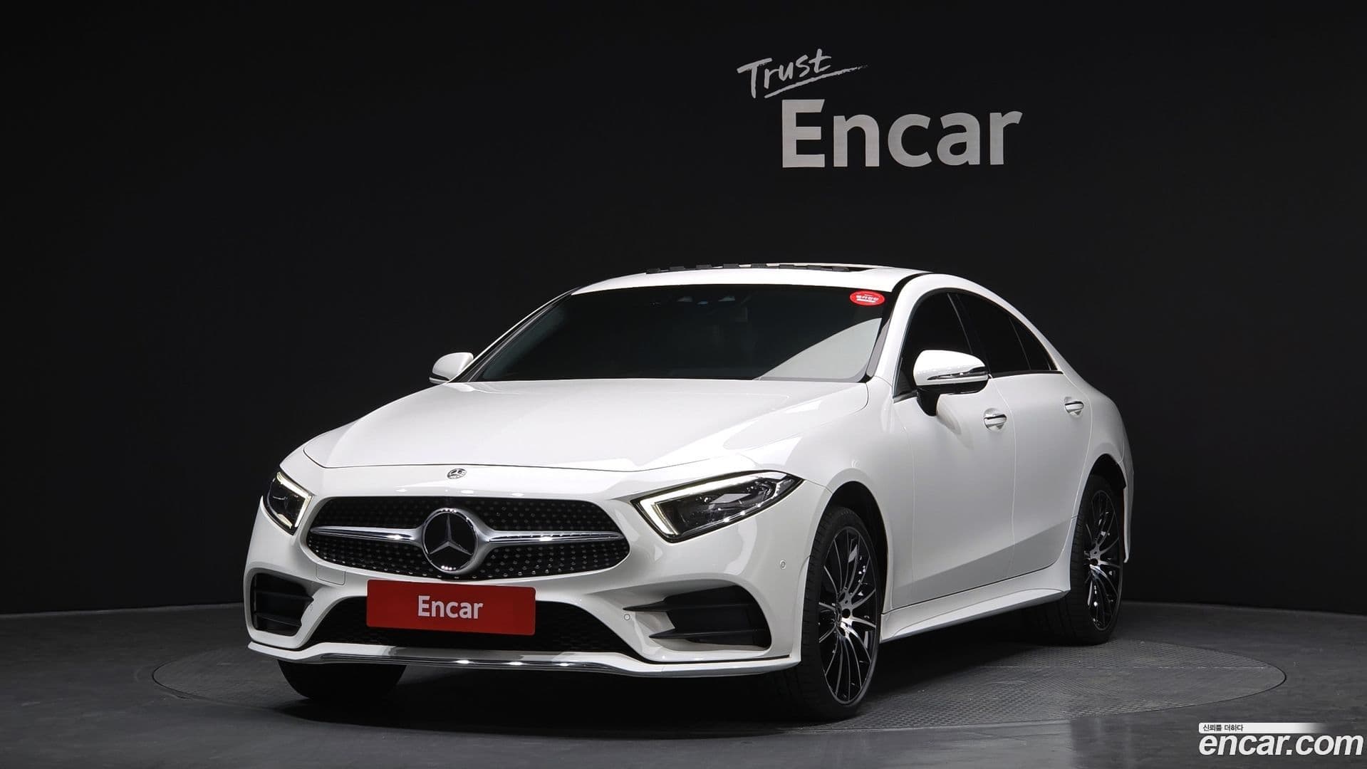 Main__Slider__Photo:CLS-Class Mercedes-Benz 2019.9-0