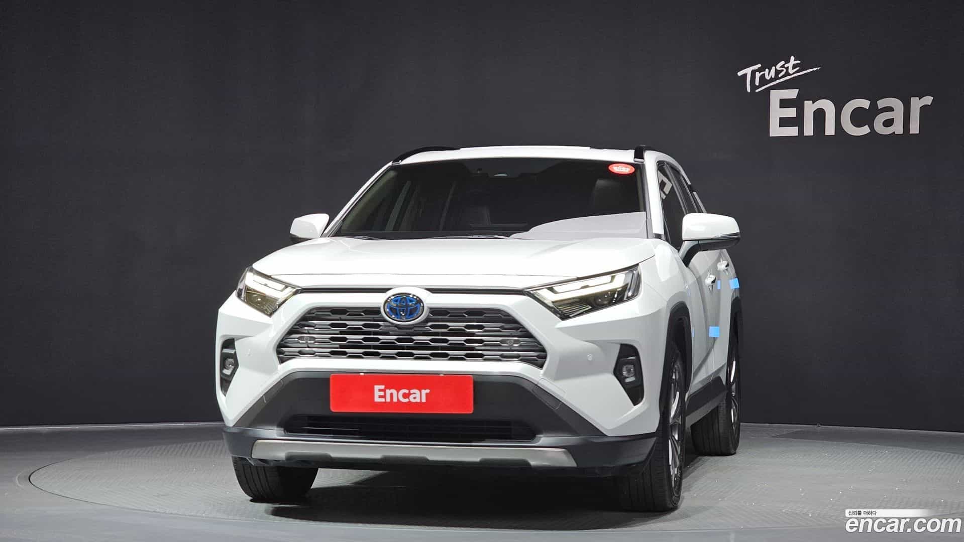 RAV4 Toyota 2024.1-OUTER-003