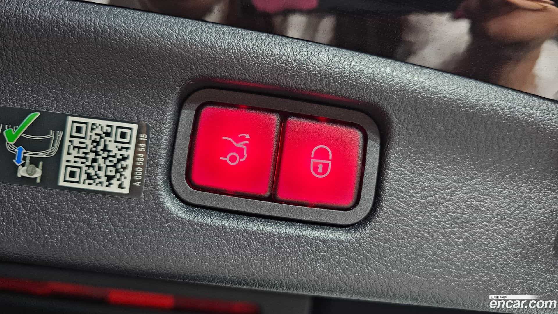 C-Class Mercedes-Benz 2024.3-OPTION-021
