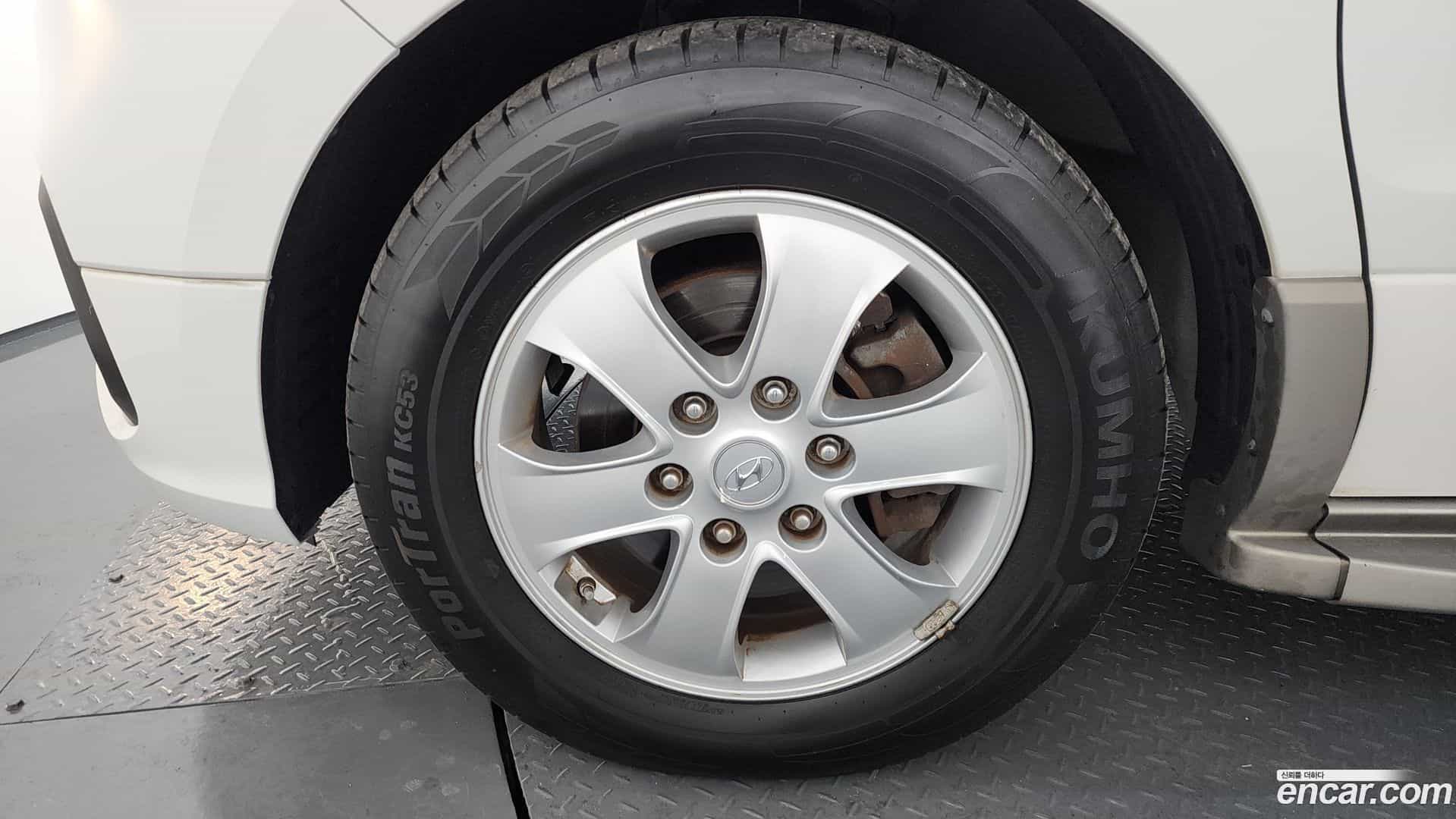 Starex Hyundai 2018.6-OUTER-005