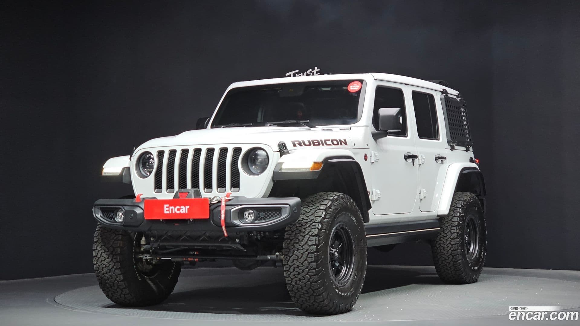 Main__Slider__Photo:Wrangler Jeep 2023.4-0