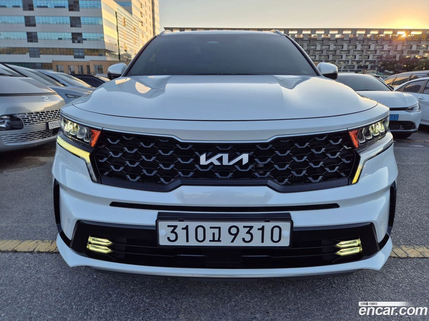 Main__Slider__Photo:Sorento Kia 2022.0-0