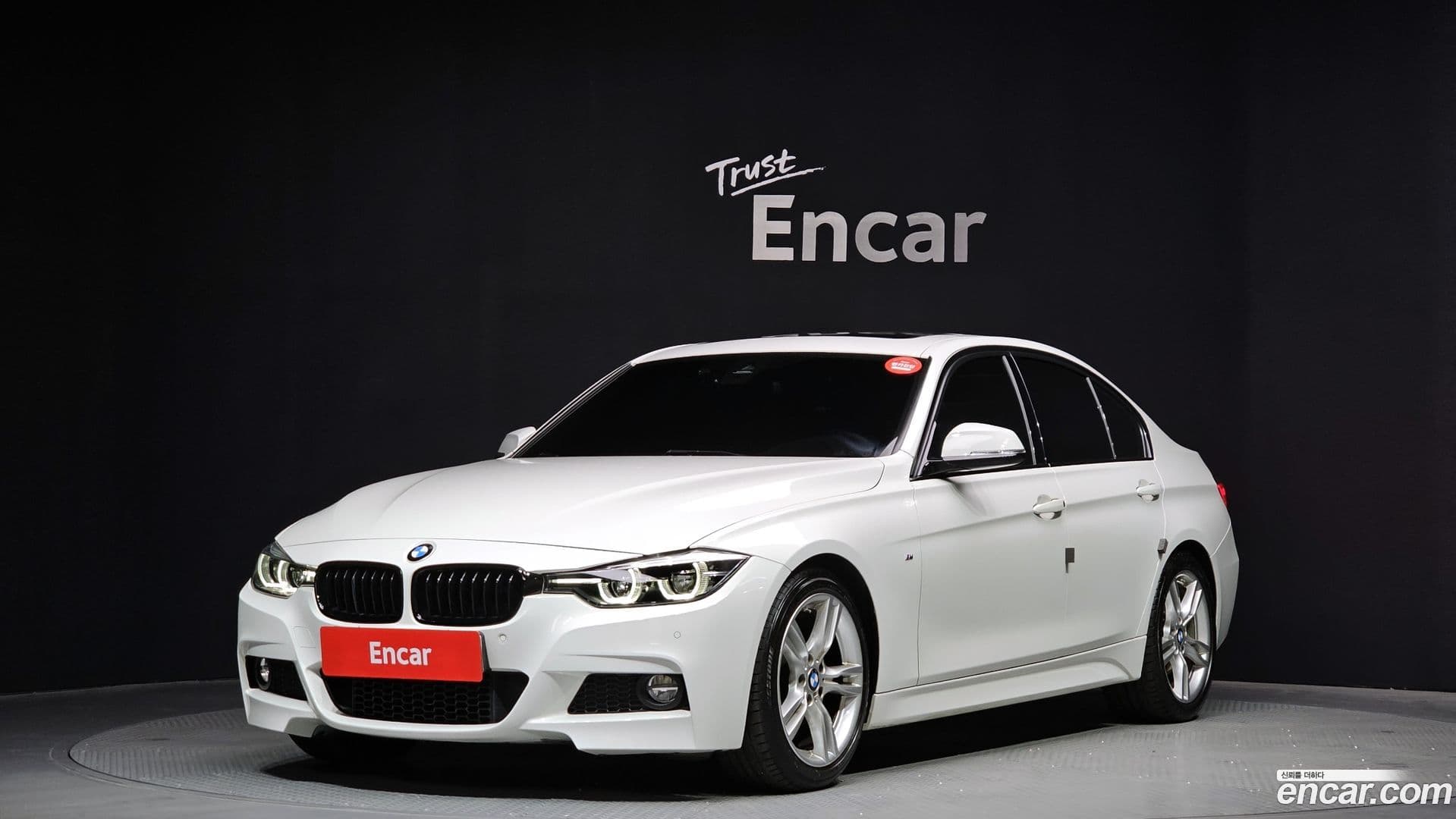 Main__Slider__Photo:3-Series BMW 2018.2-0