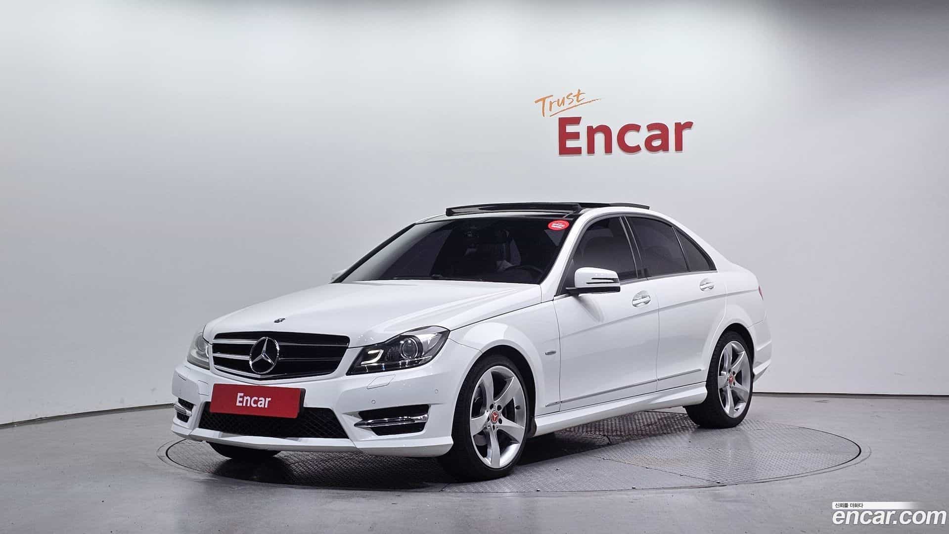 C-Class Mercedes-Benz 2014.3-OUTER-001