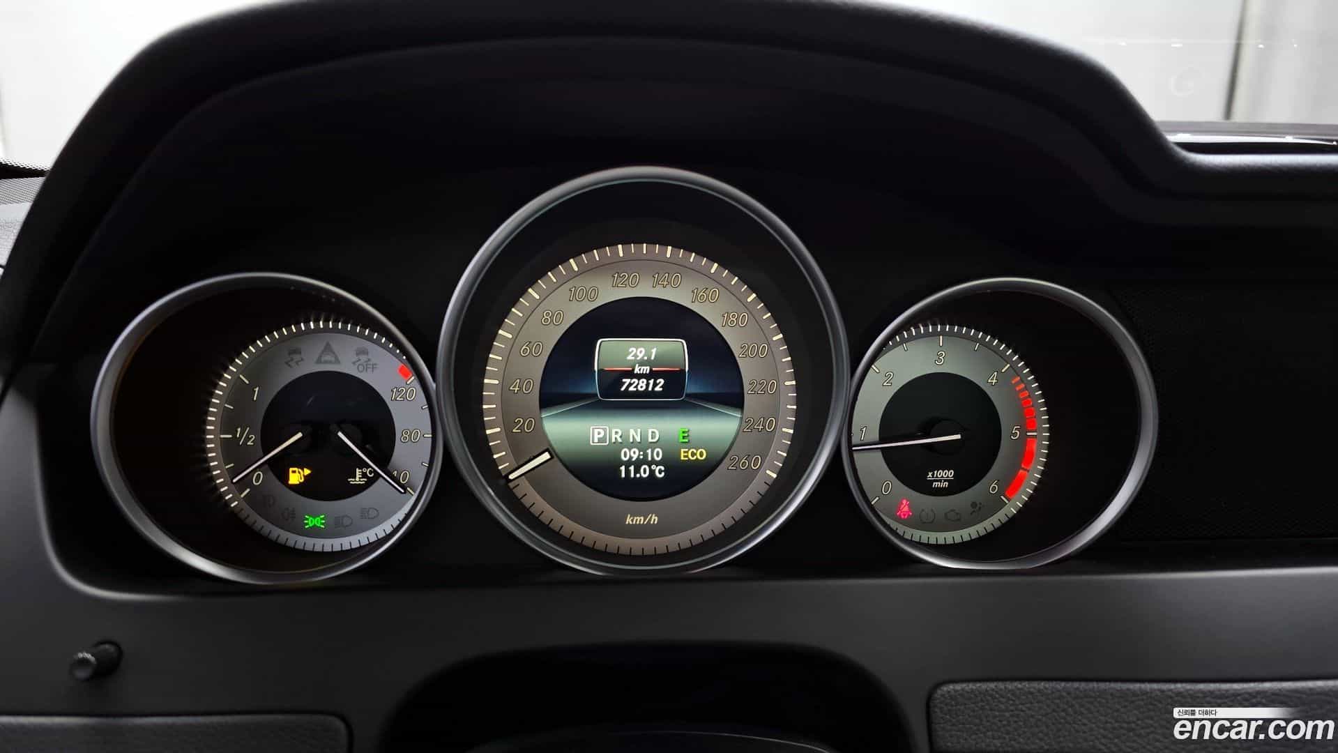 C-Class Mercedes-Benz 2014.3-INNER-008
