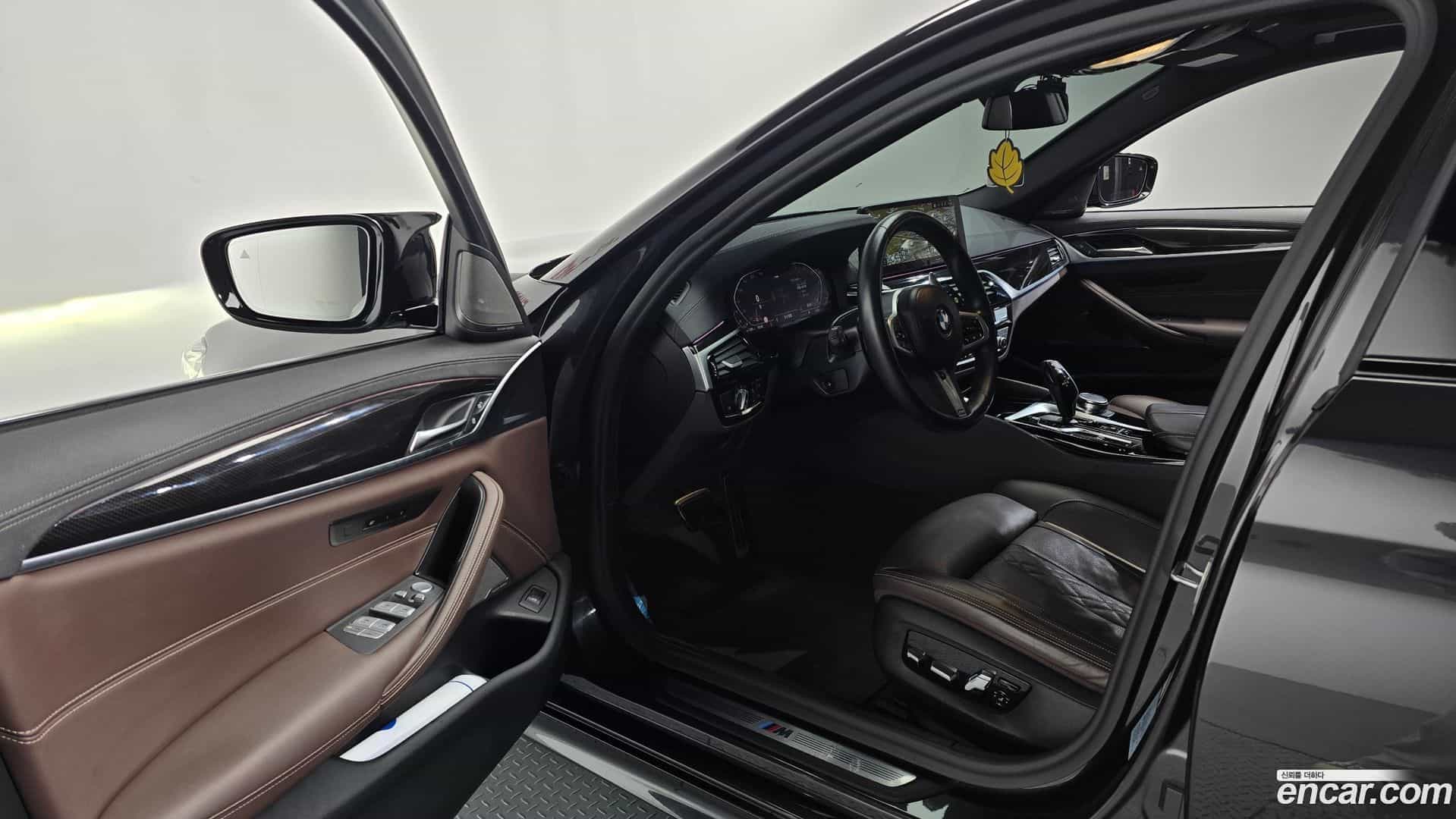 5-Series BMW 2022.9-INNER-010