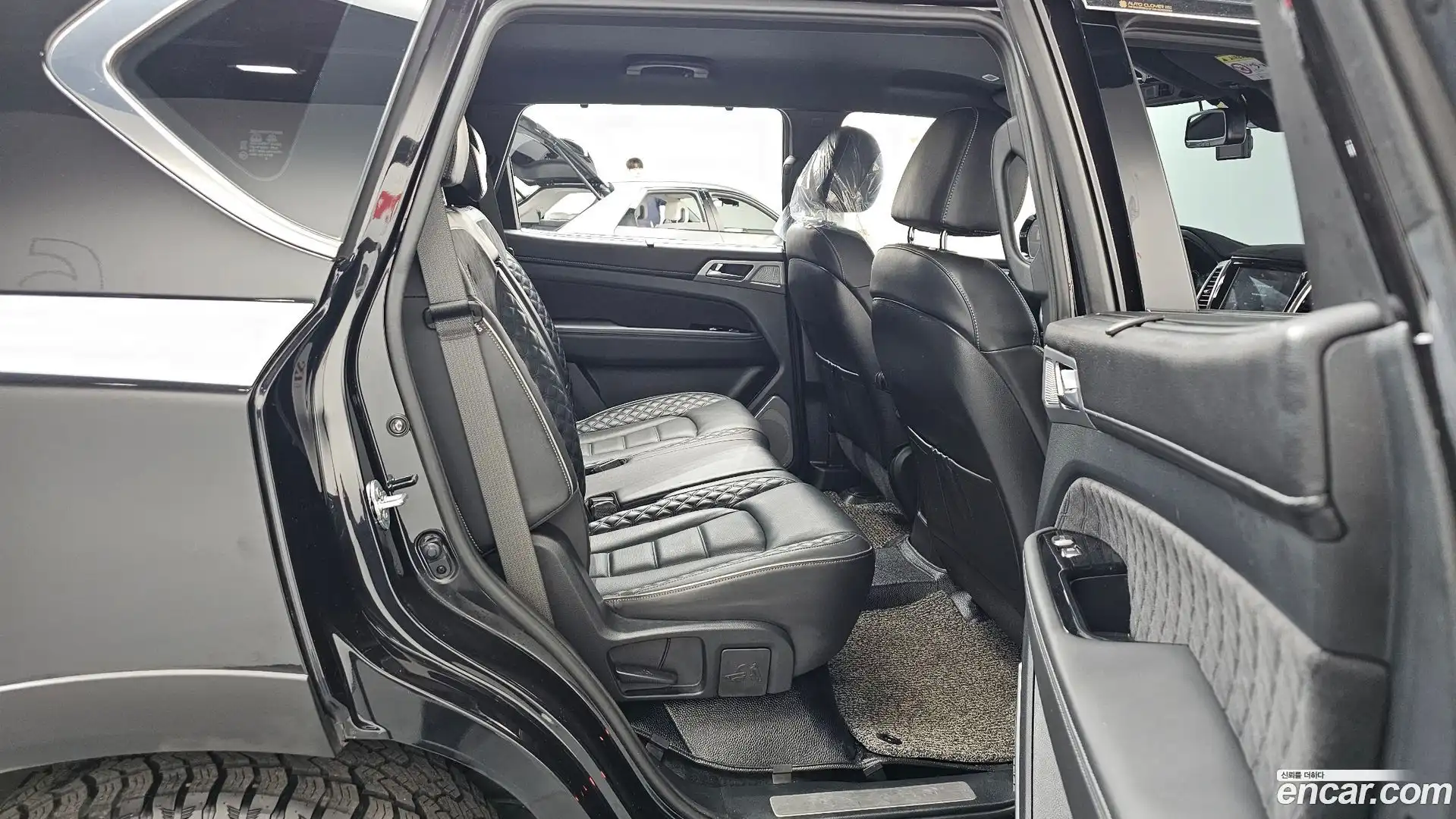 Rexton KG Mobility 2021.2-OPTION-016
