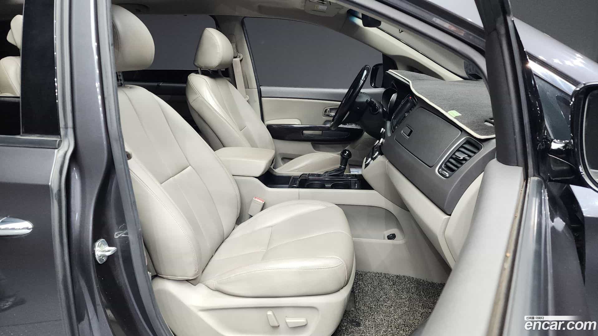 Canival Kia 2016.3-OPTION-015