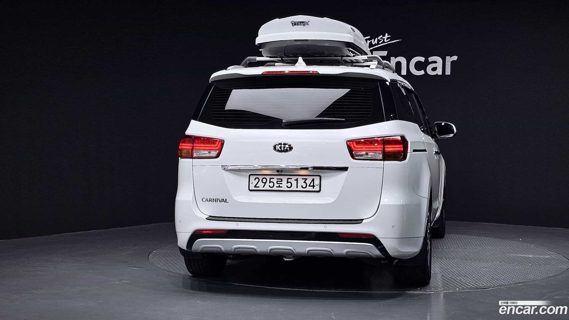 Canival Kia 2018.2-OUTER-004