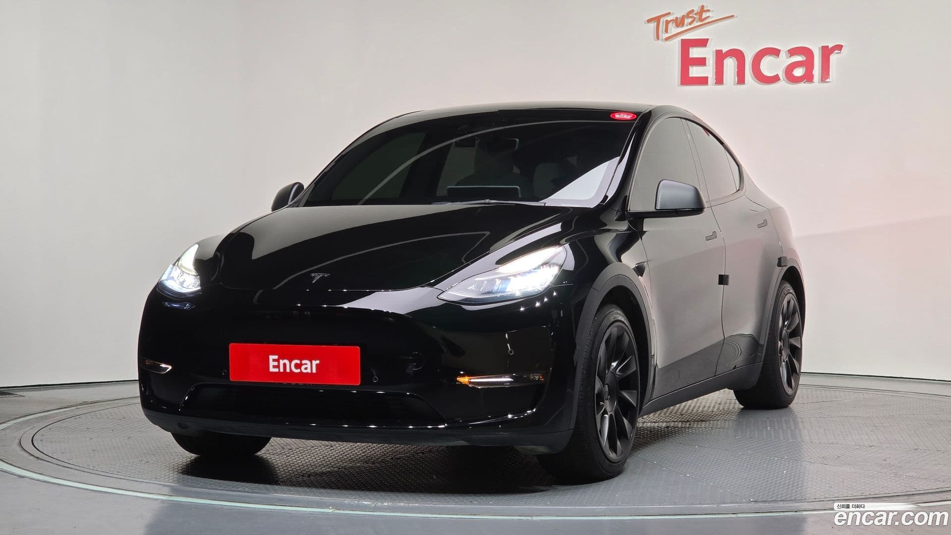 Main__Slider__Photo:Model Y Tesla 2021.4-0
