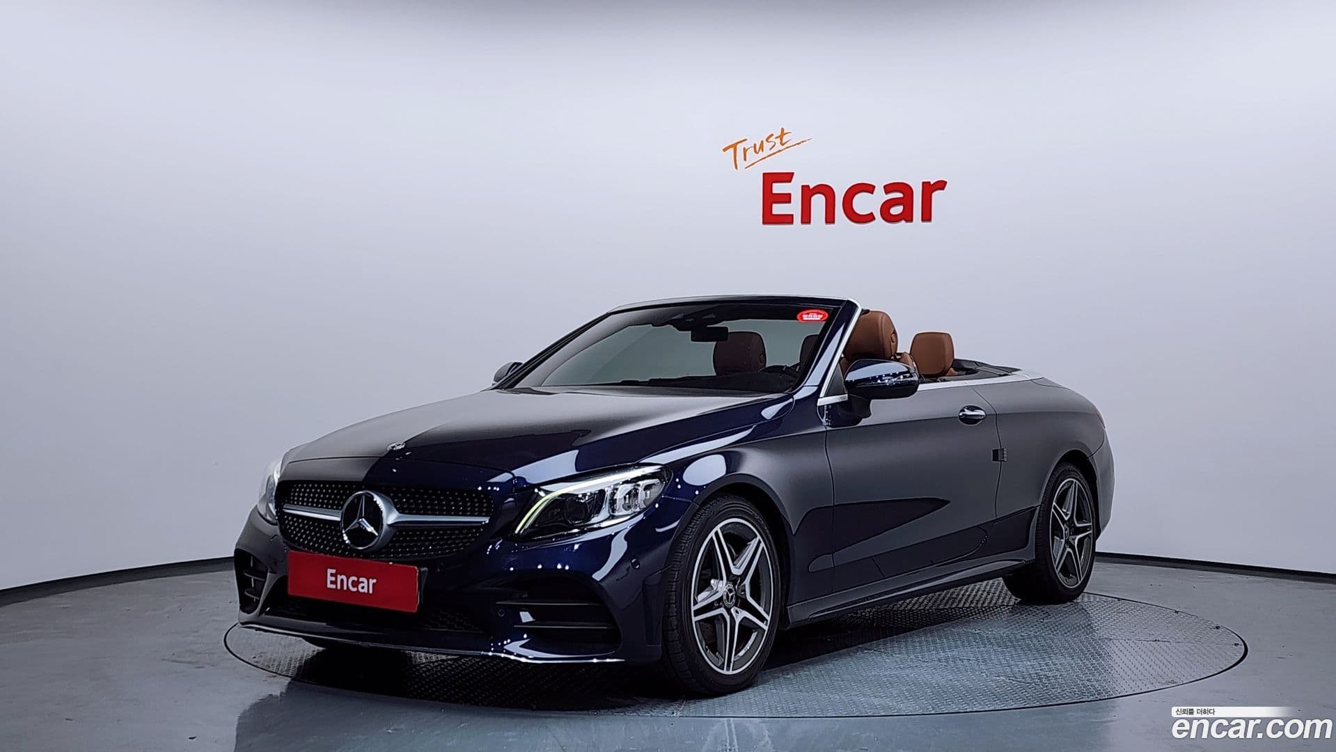 Main__Slider__Photo:C-Class Mercedes-Benz 2020.5-0