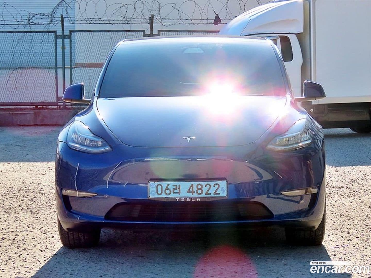 Main__Slider__Photo:Model Y Tesla 2021.5-0