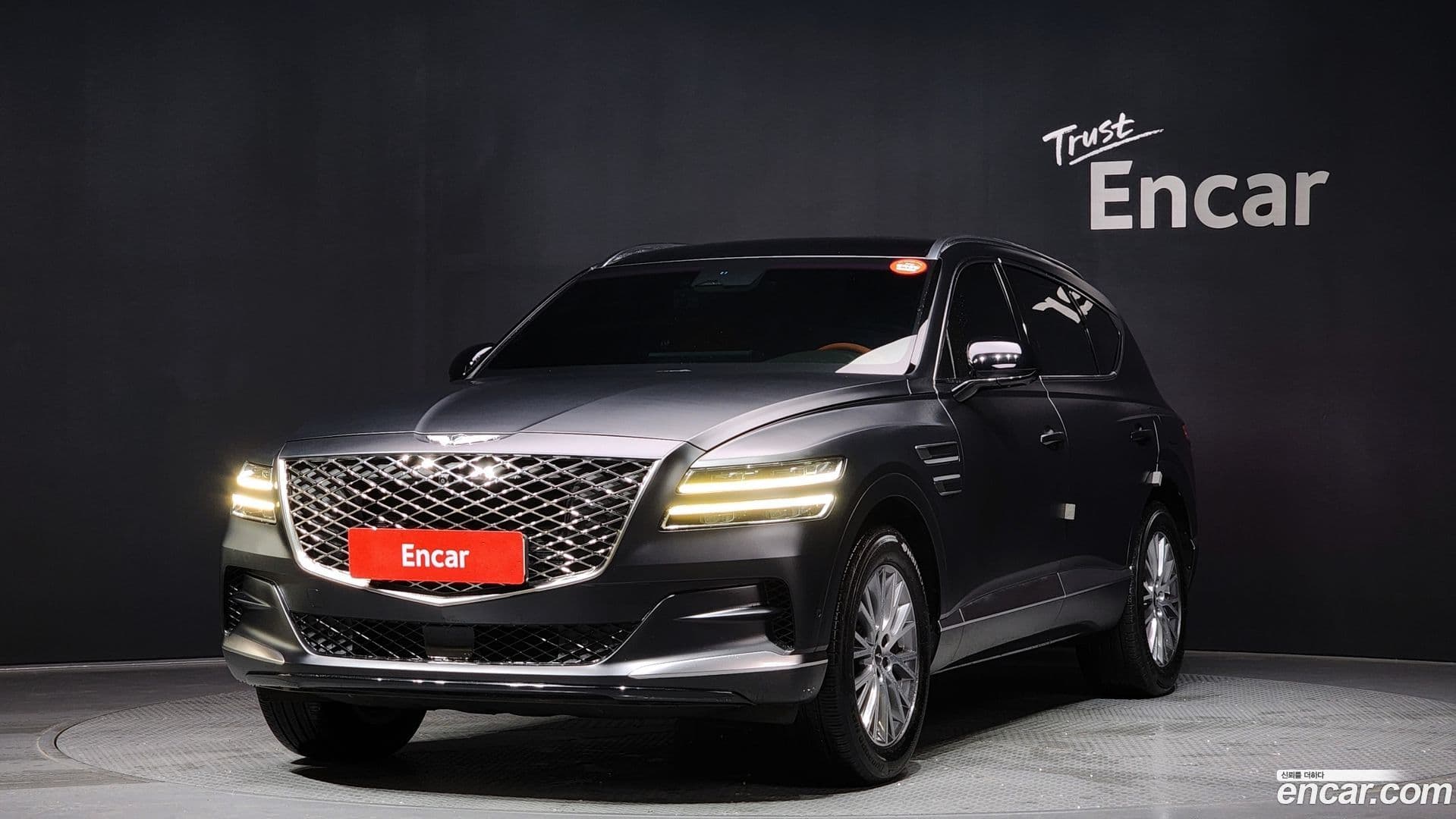 Main__Slider__Photo:GV80 Genesis 2022.0-0