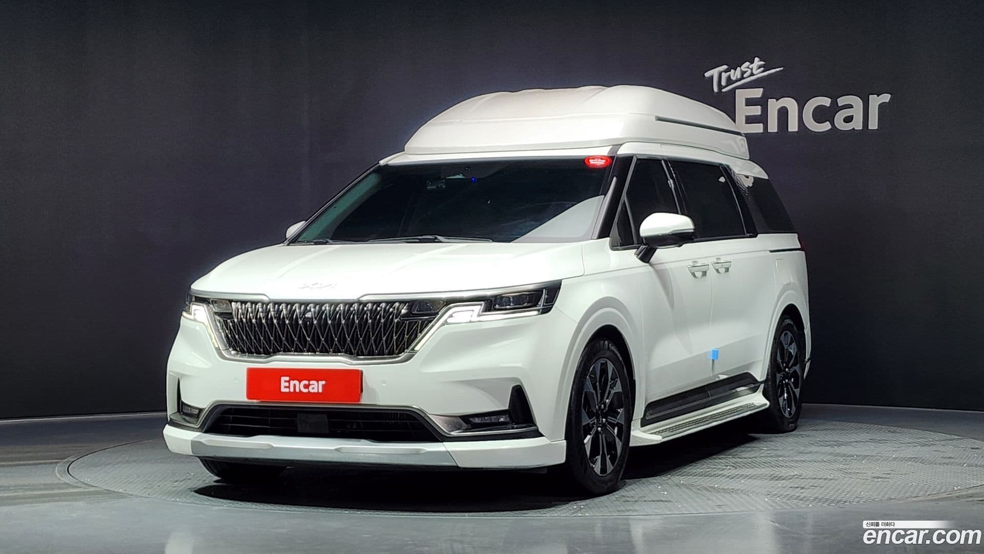 Main__Slider__Photo:Canival Kia 2021.10-0