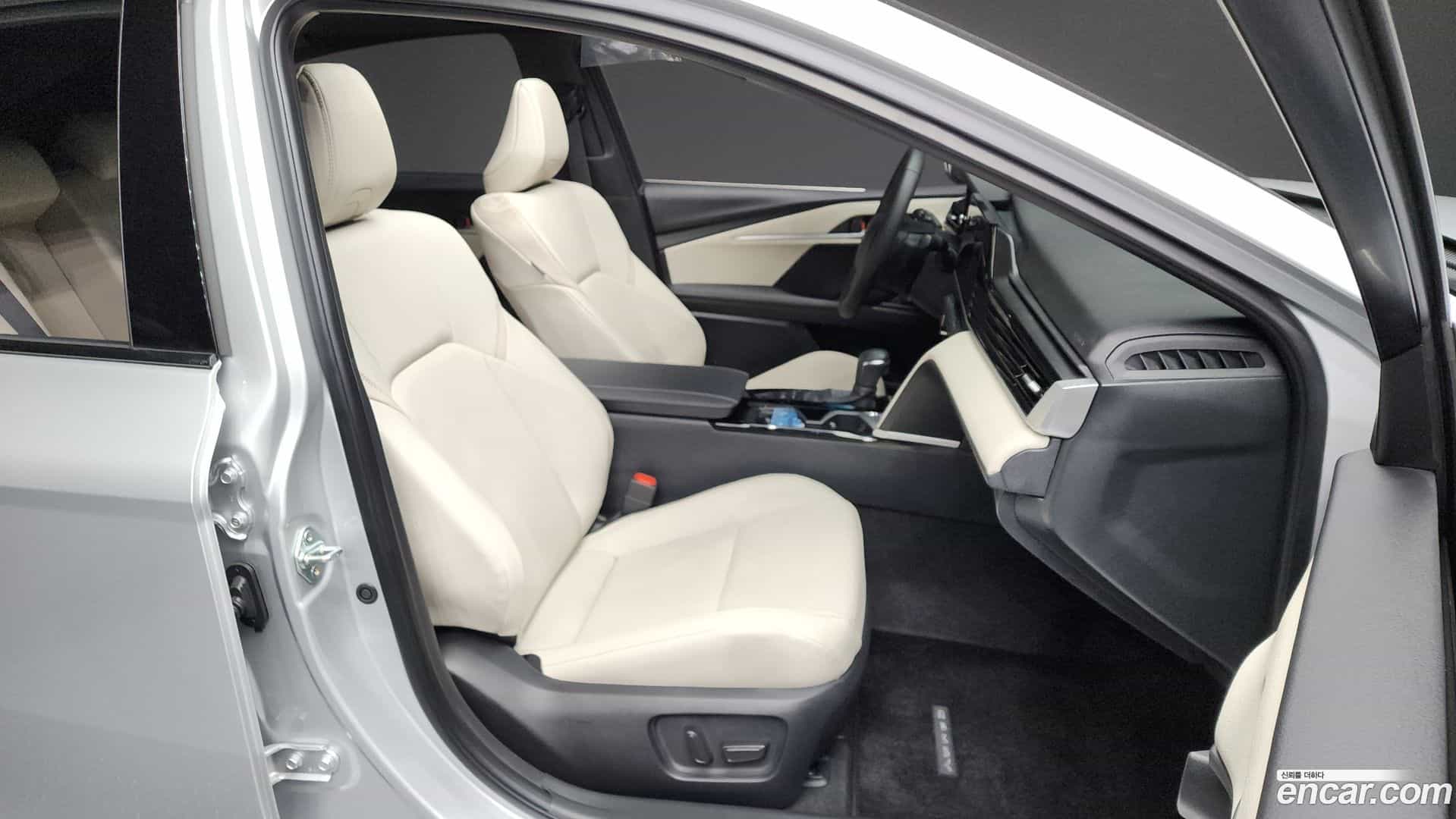 Camry Toyota 2025.4-OPTION-015