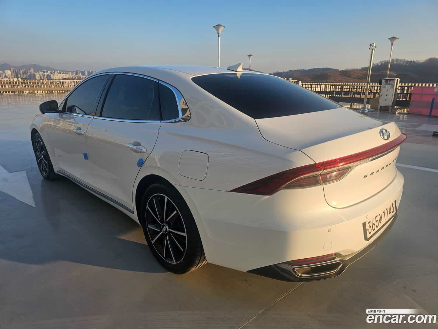 Grandeur Hyundai 2022.8-OUTER-005