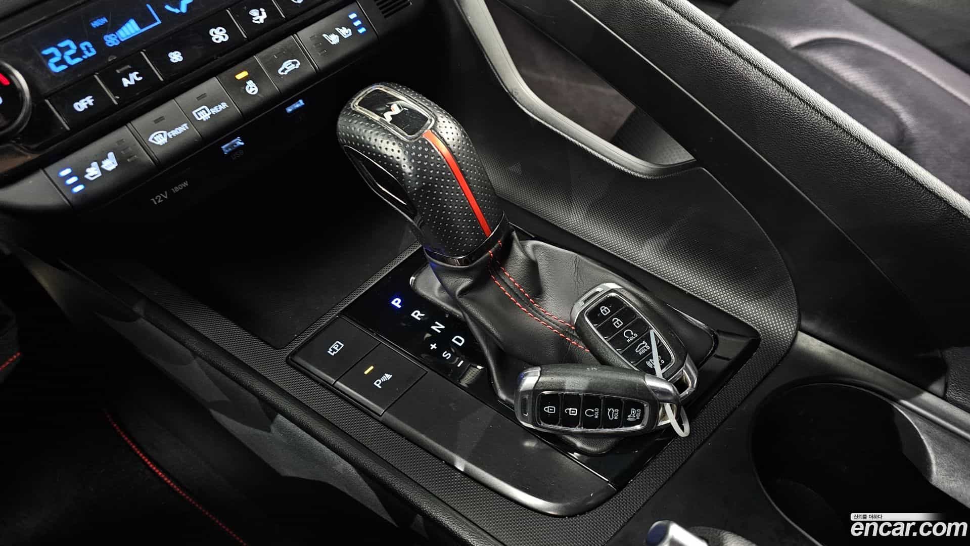 AVANTE Hyundai 2021.10-INNER-009
