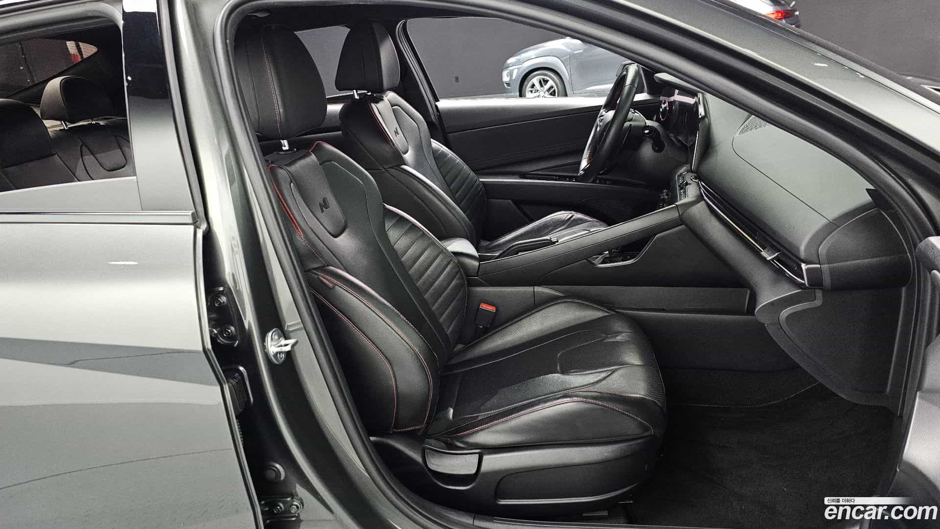 AVANTE Hyundai 2021.10-INNER-010