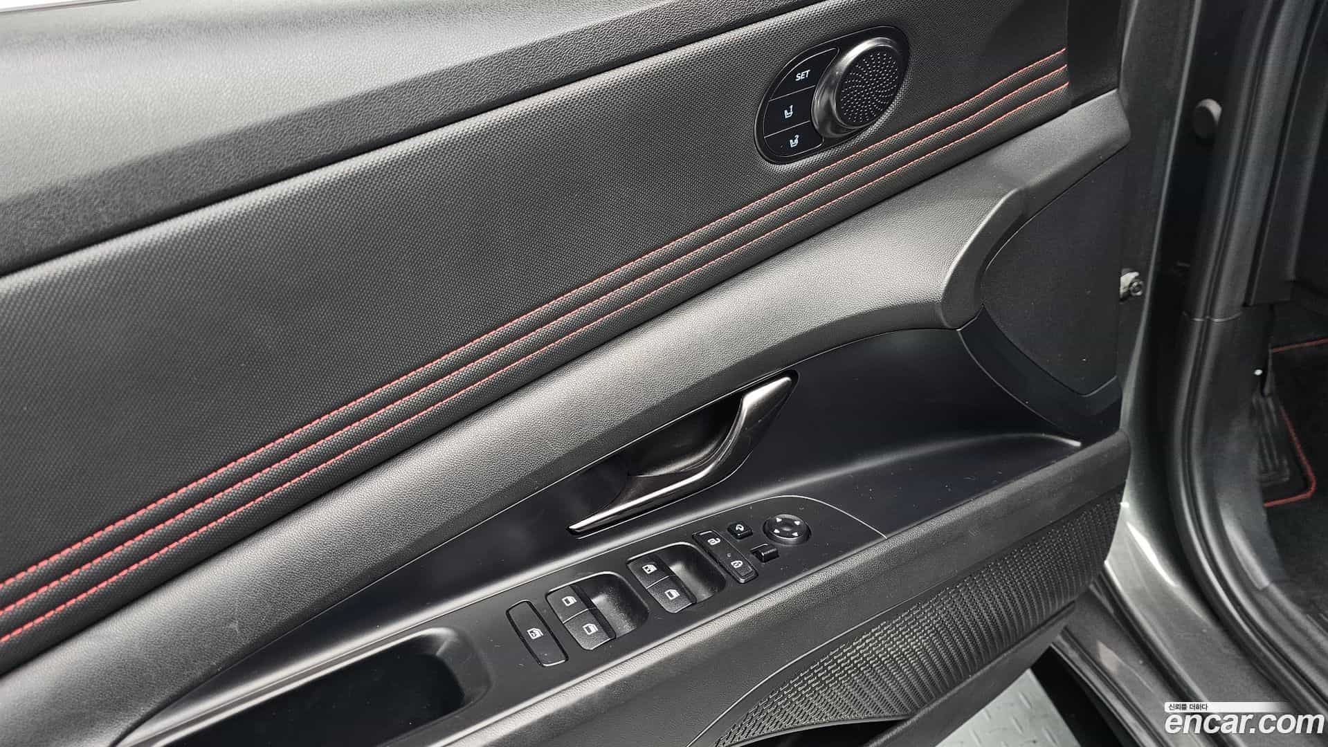 AVANTE Hyundai 2021.10-OPTION-016