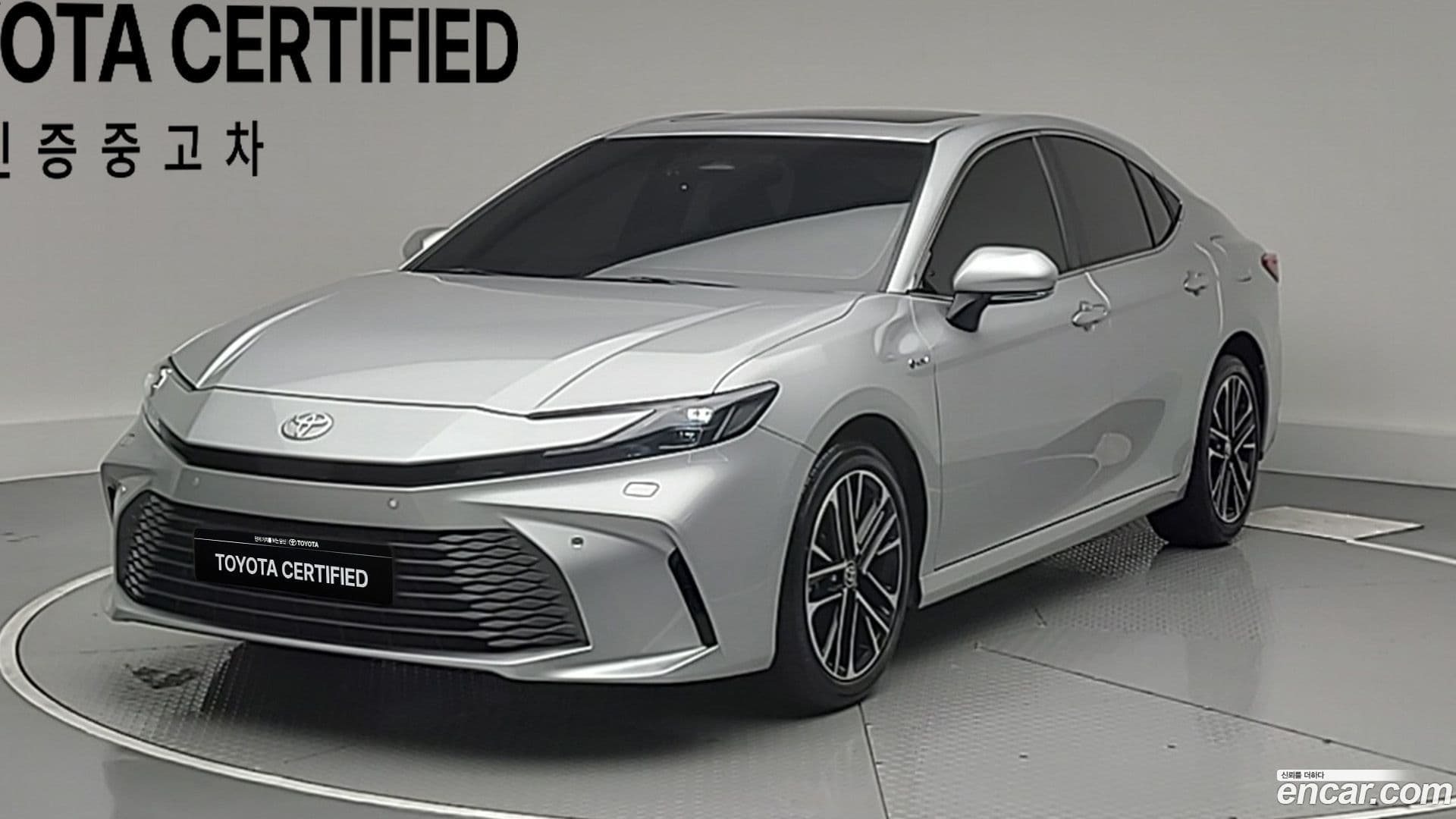 Main__Slider__Photo:Camry Toyota 2025.4-0