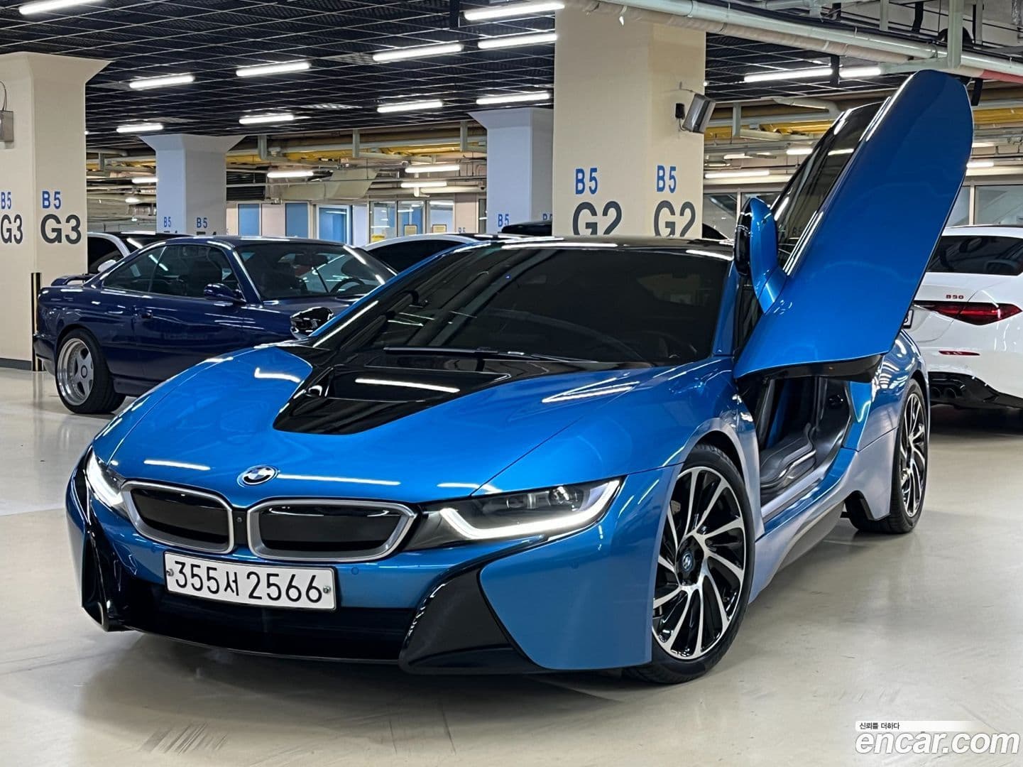 Main__Slider__Photo:i8 BMW 2015.11-0