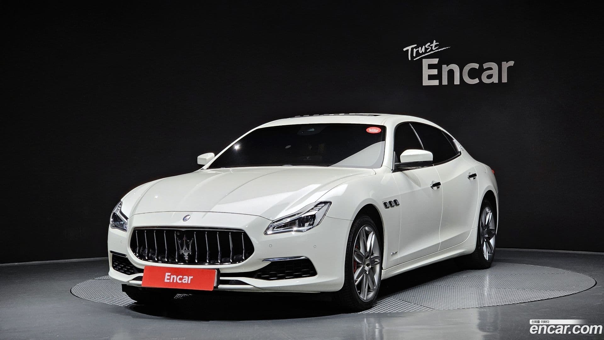 Main__Slider__Photo:Quattroporte Maserati 2019.11-0