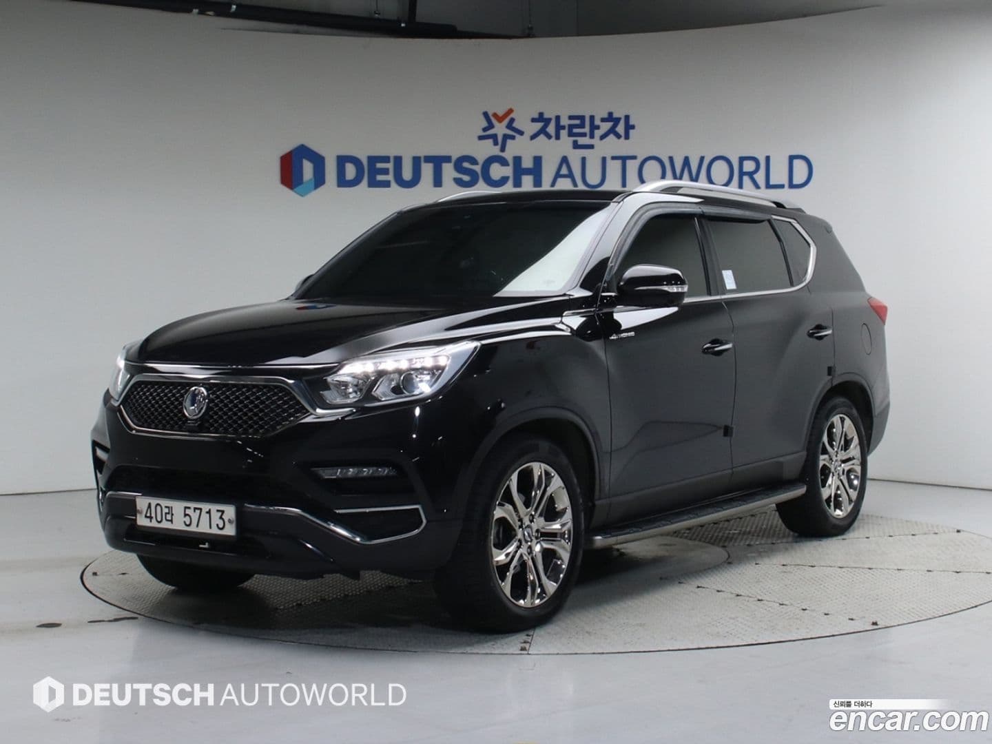 Main__Slider__Photo:Rexton KG Mobility 2018.2-0