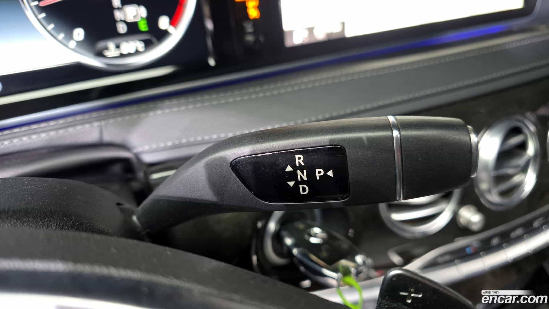 S-Class Mercedes-Benz 2015.2-INNER-009