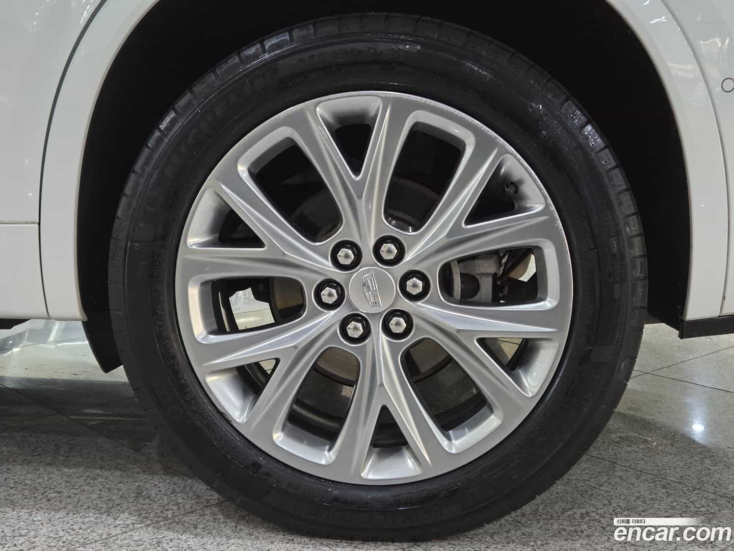 XT6 Cadillac 2020.11-OPTION-024