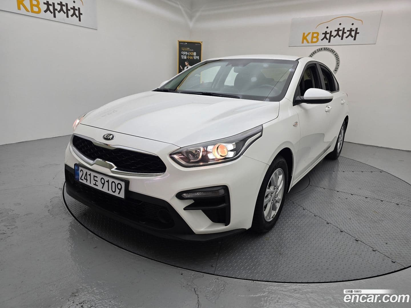 Main__Slider__Photo:K3 Kia 2020.11-0