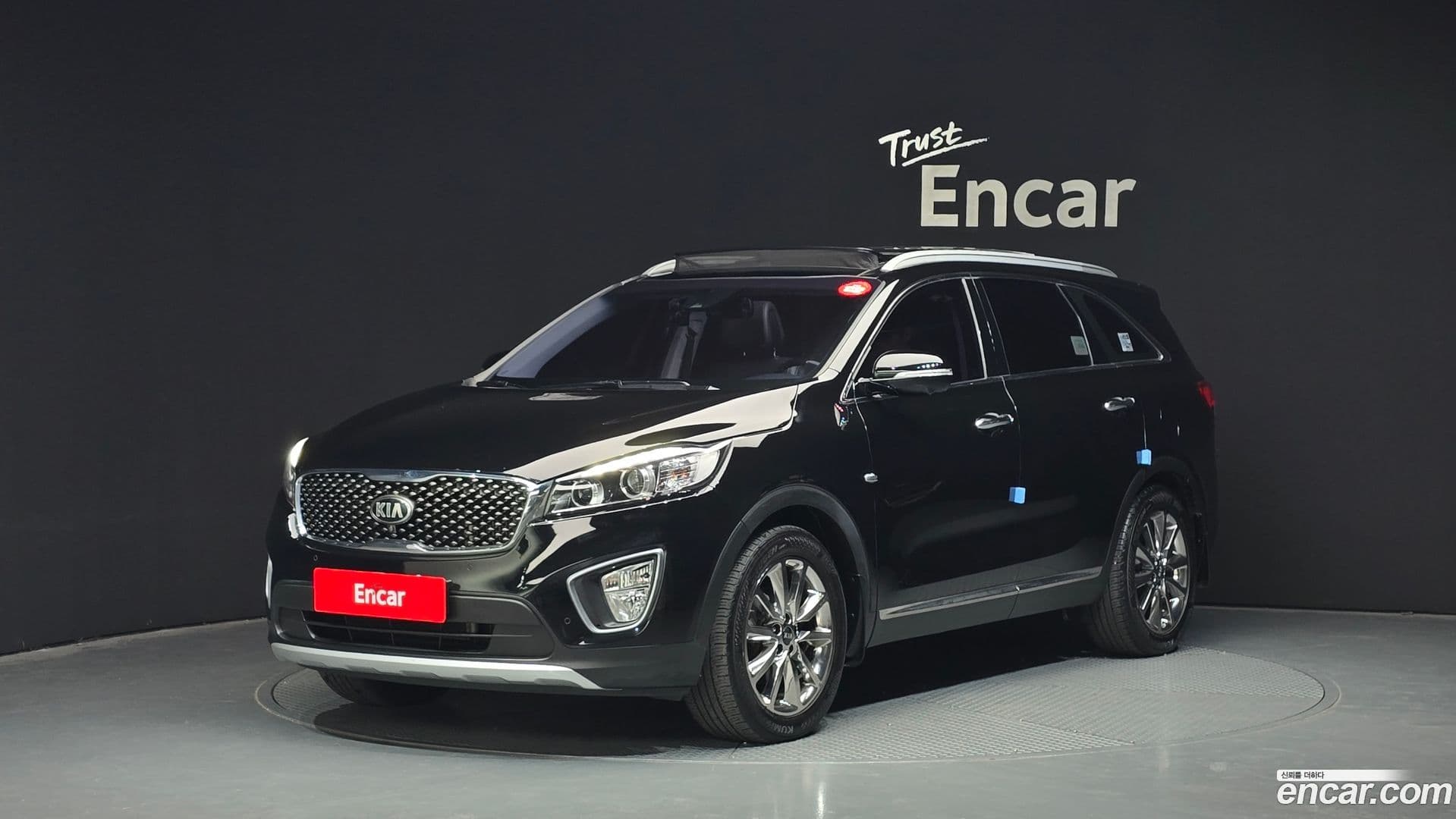 Main__Slider__Photo:Sorento Kia 2015.4-0