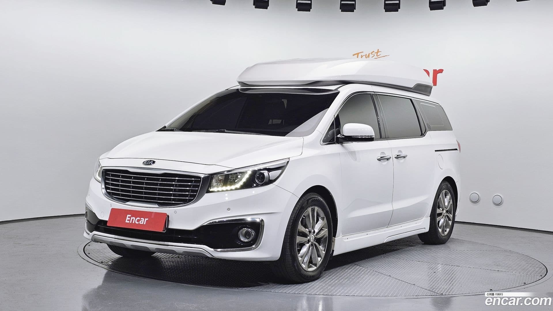 Main__Slider__Photo:Canival Kia 2016.8-0