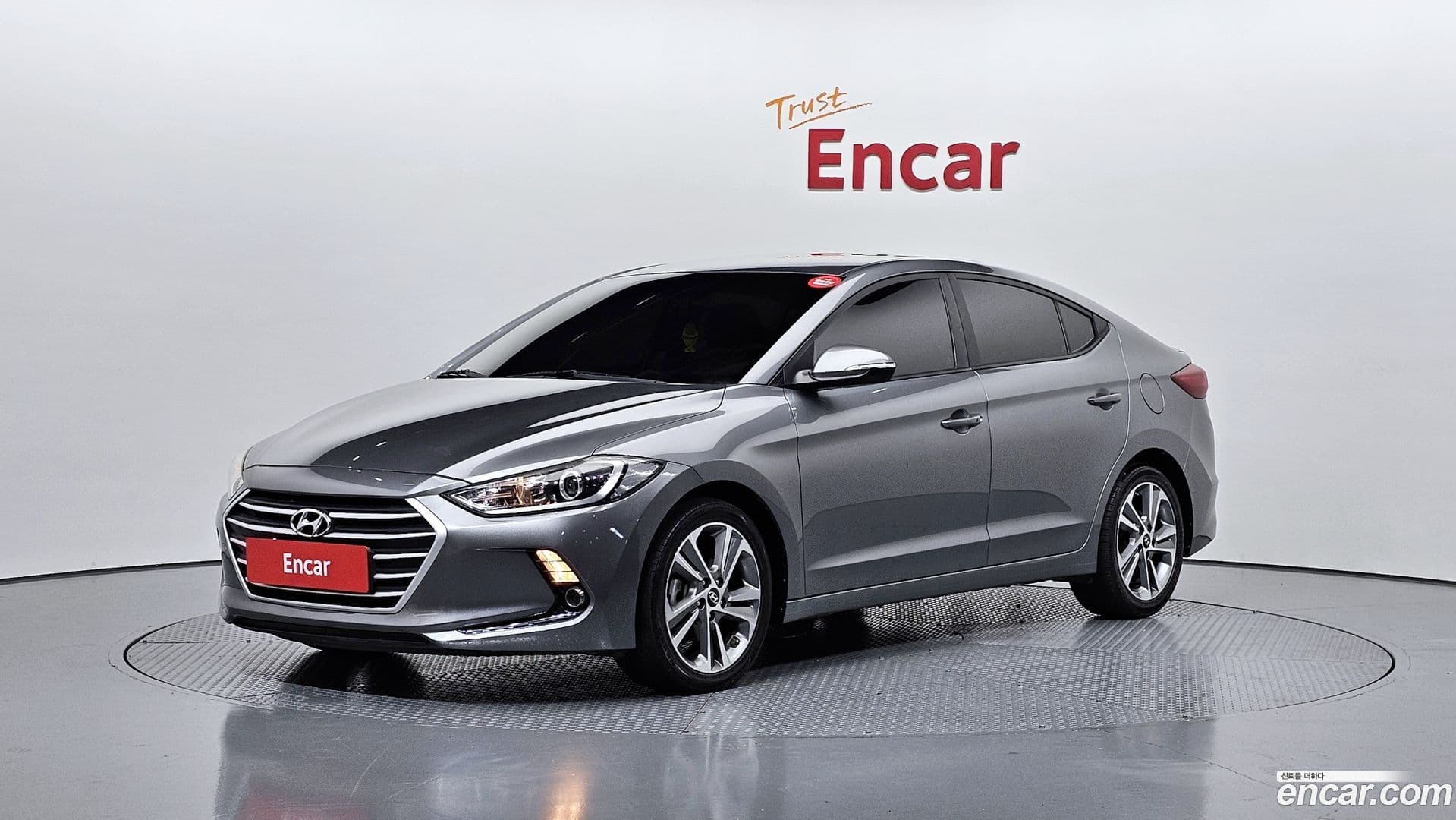 Main__Slider__Photo:AVANTE Hyundai 2017.7-0