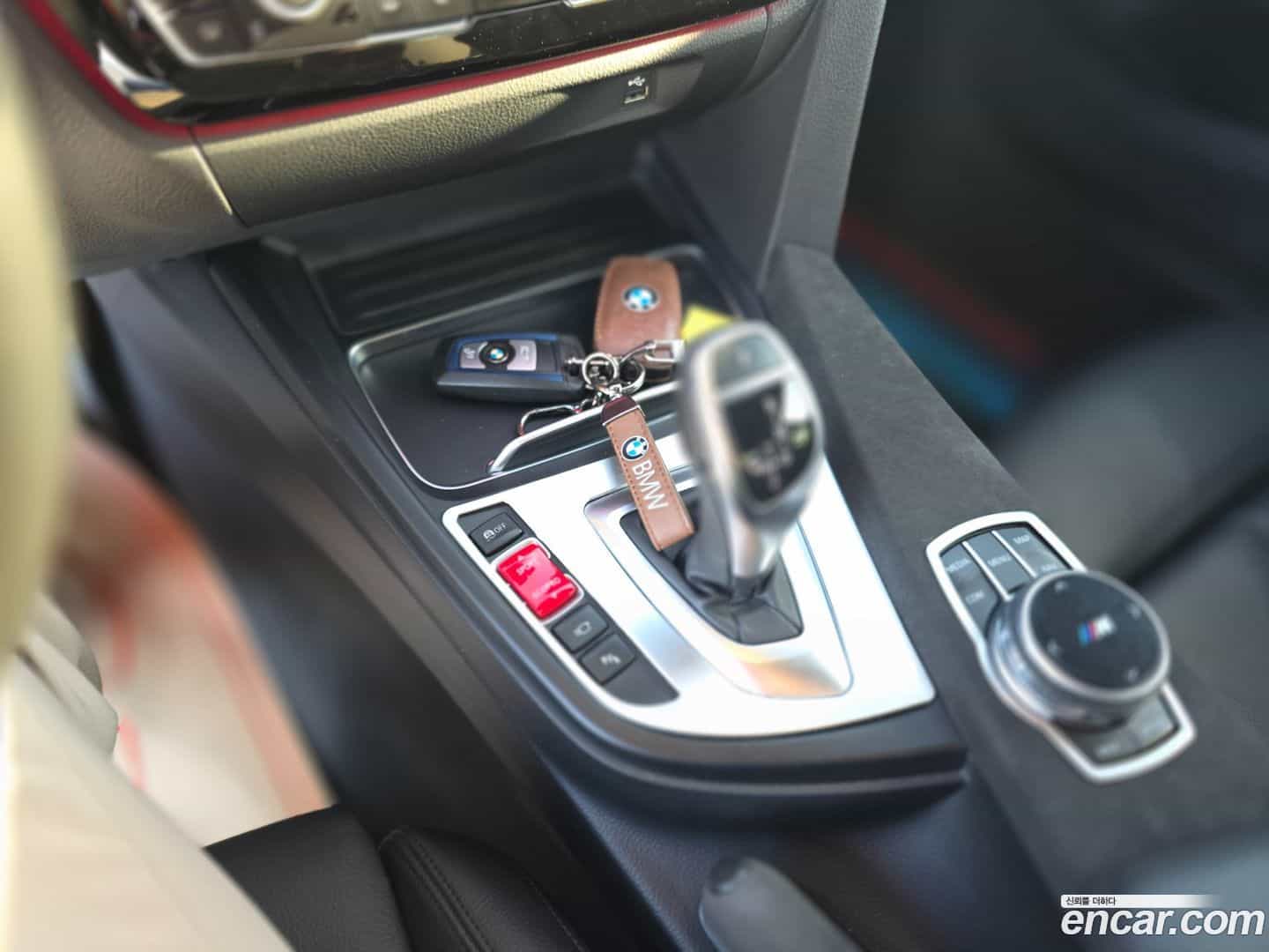 4-Series BMW 2018.4-INNER-010