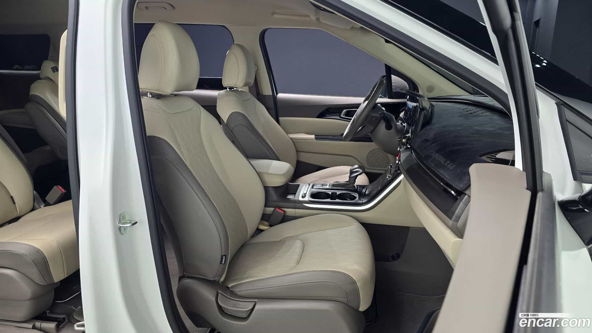 Canival Kia 2023.5-INNER-010