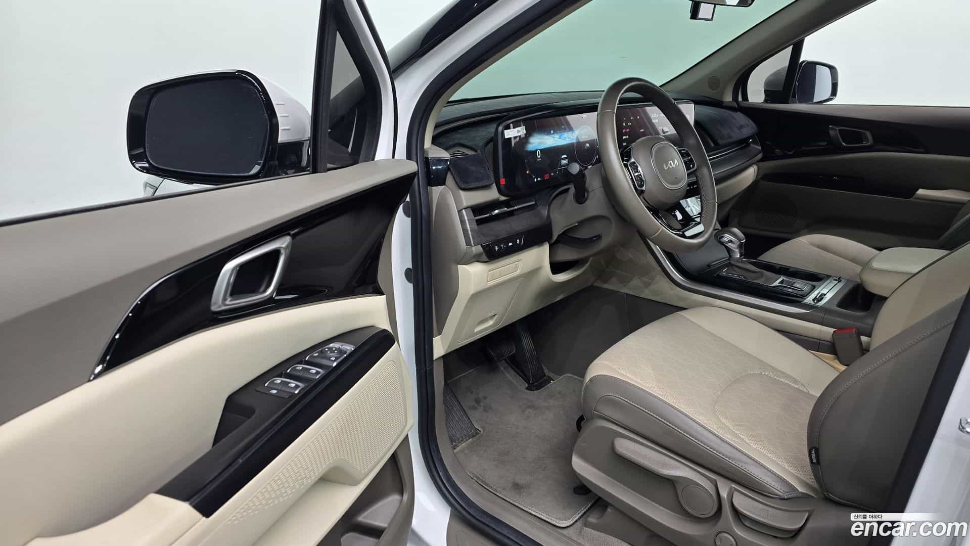 Canival Kia 2023.5-OPTION-015
