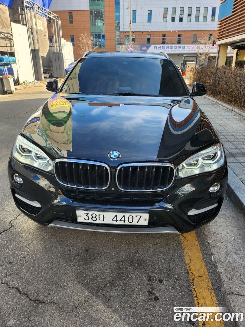 Main__Slider__Photo:X6 BMW 2018.0-0